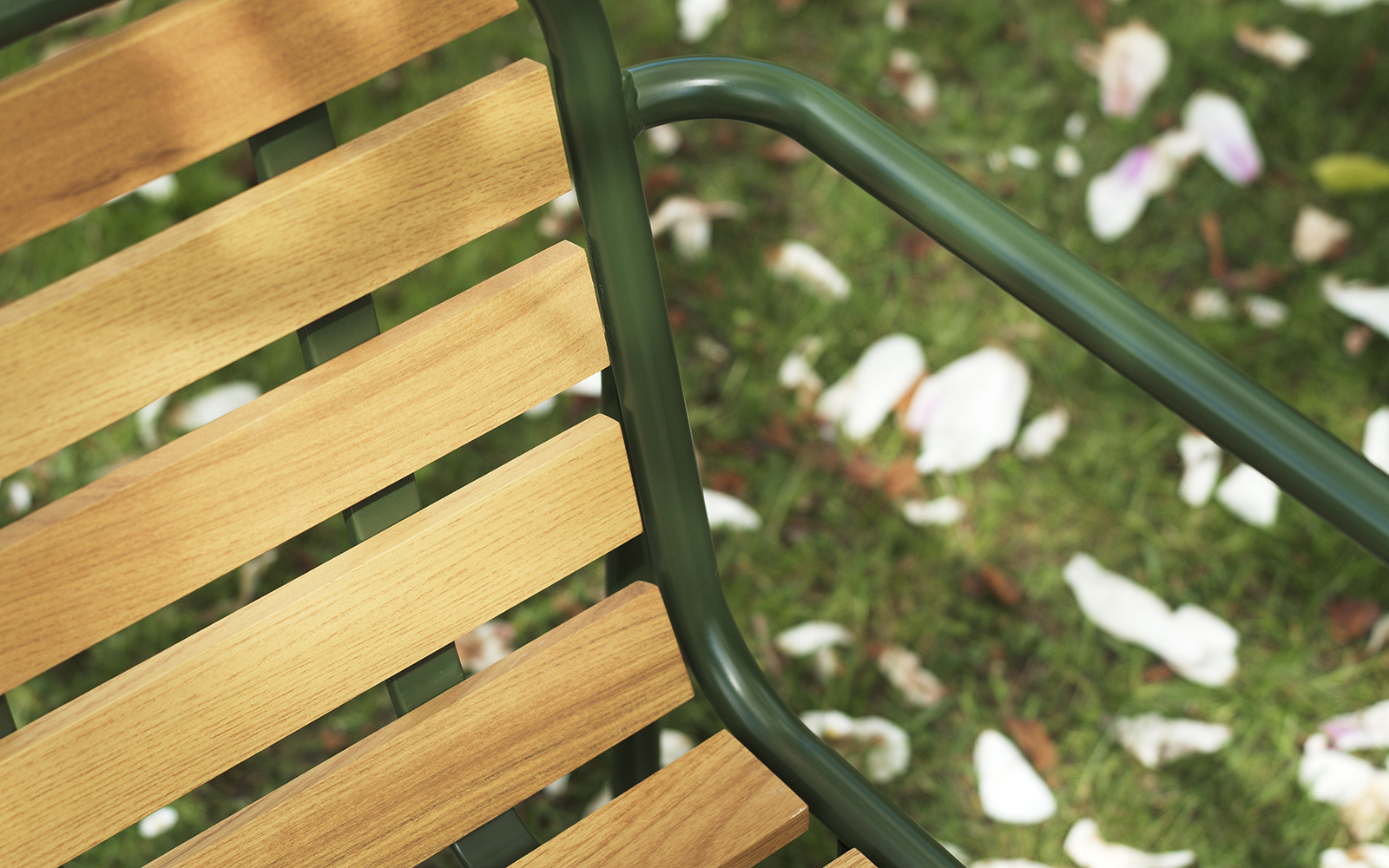 Vig lounge chair – Normann Copenhagen - Image 2