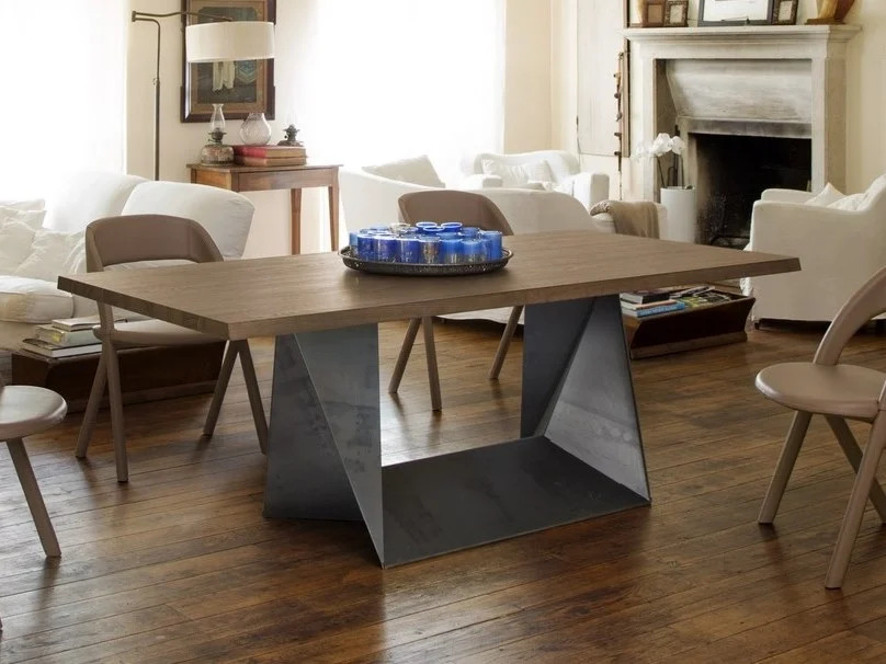 Clint dining table – Alma Design